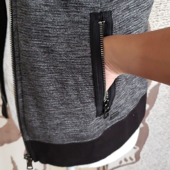 Armani Exchange Jacket - Picture 5 of 13